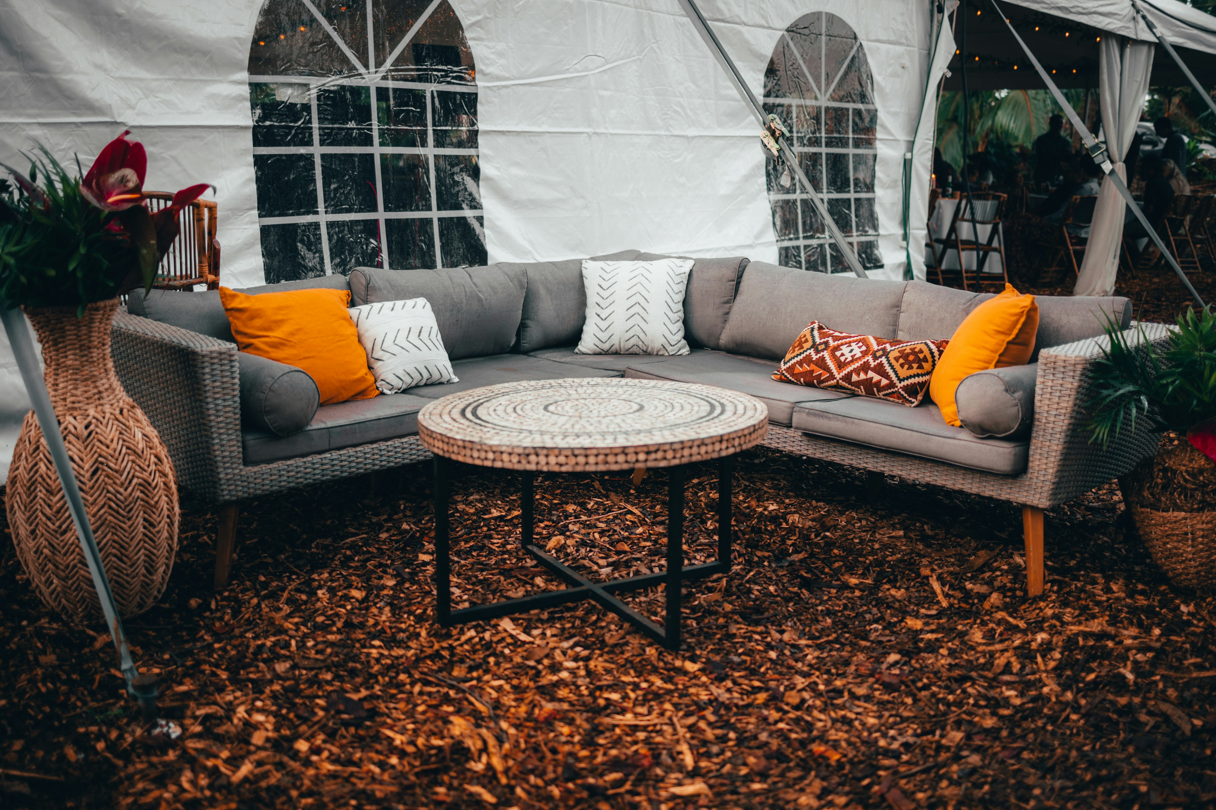 Outdoor Lounge Set (4-Piece Wicker)