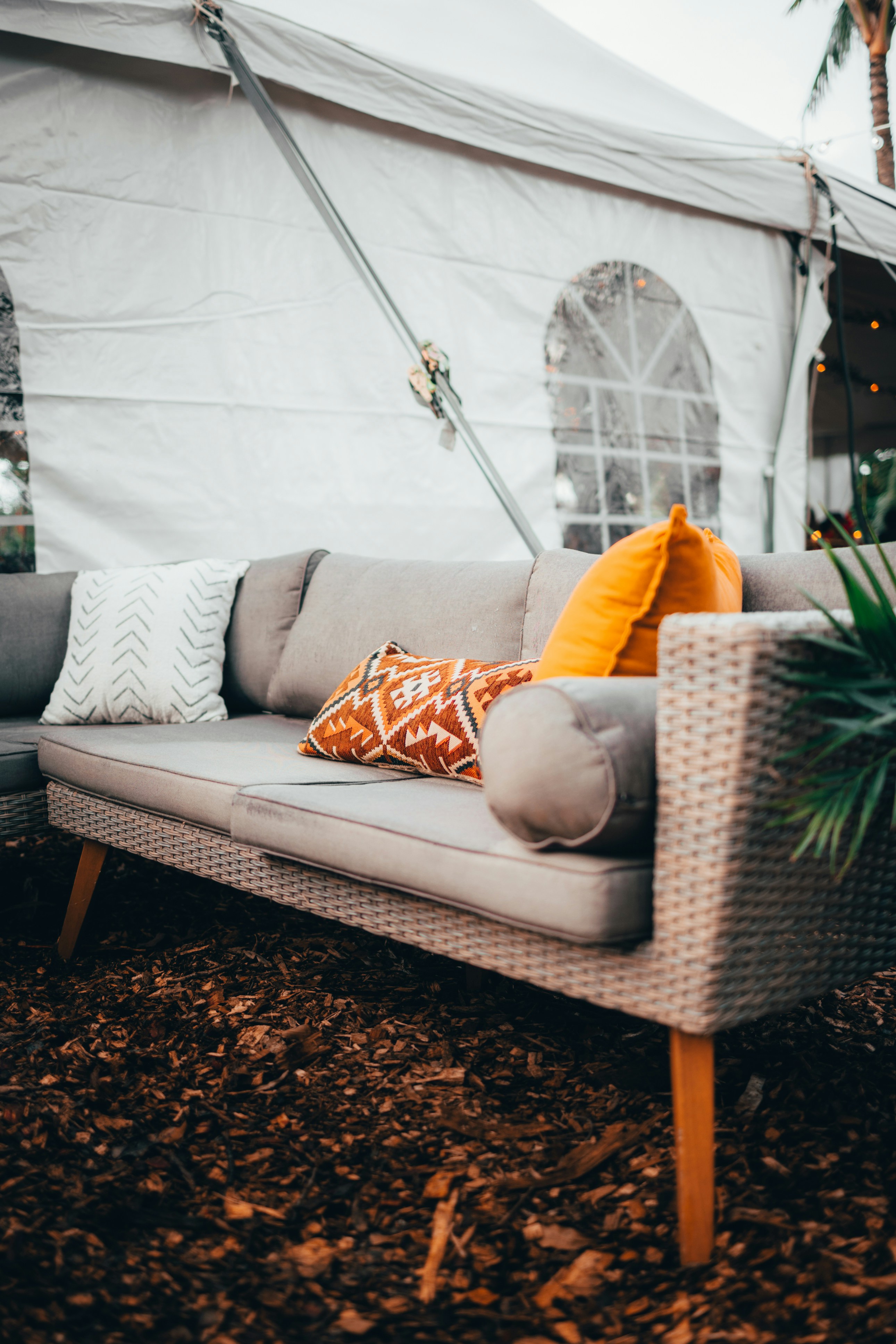 Outdoor Lounge Set (4-Piece Wicker)